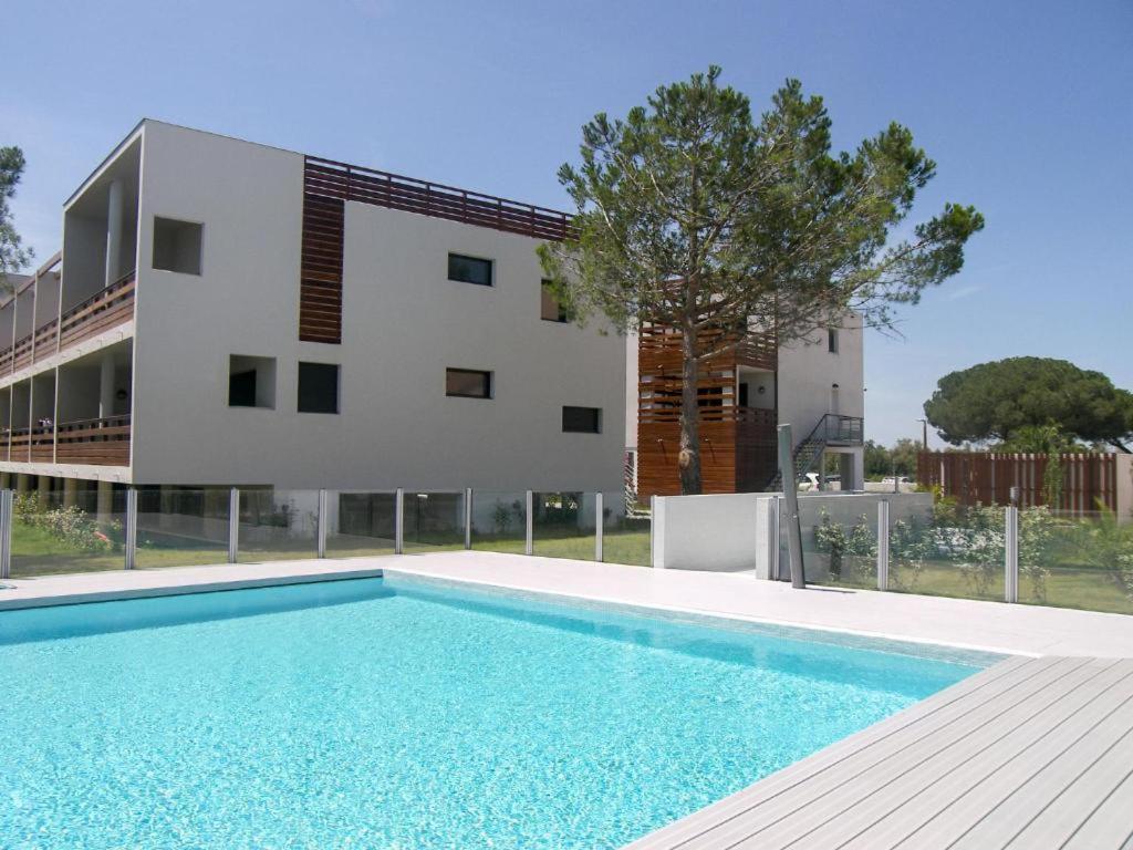 Vert Paradis - Vue Apaisante Sur Golf, Pins Parasols, 2E Etage - 80 M2 Dont Terrasse Avec Pergola, 2 Chambres, 3Et Iles, 3 Clim, Wifi - Piscine, Parking Et Park A Velos, Ascenseur - En Option Linge, Menage - Pistes Cyclables, Mer A Proximite แซงต์-ซีเปรียง ภายนอก รูปภาพ
